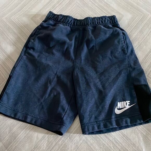 Nike Boys Blue Athletic Shorts - Picture 1 of 6